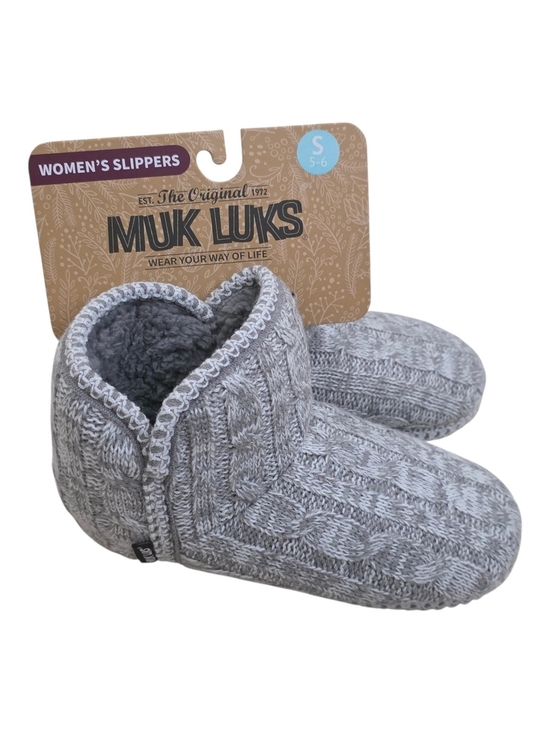 Muk Luks Shoes - Muk Luks Light Gray Cable Knit Slipper Booties Small Size 5-6